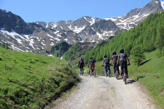 Randonnée Moto électrique à La Plagne - Savoie Mont Blanc