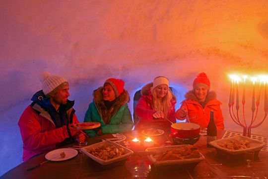 Hébergement ELPRO La Plagne : Nuit en Igloo