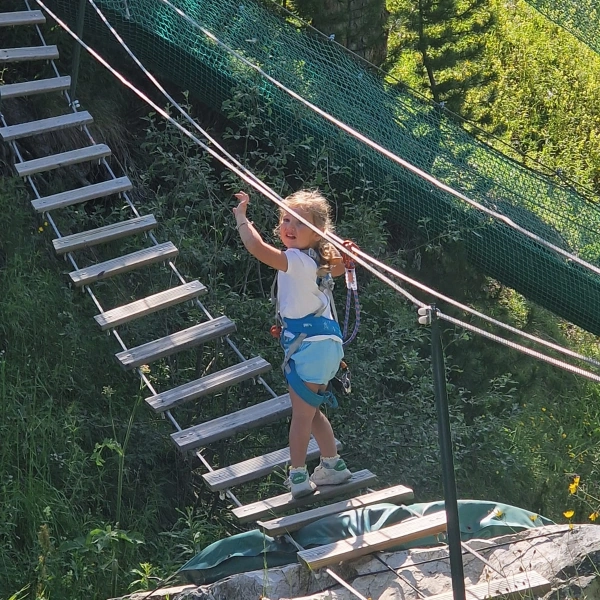 Activité Parcours junior - Parcours Aventures & Tyroliennes à La Plagne avec ELPRO